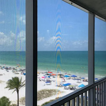 Beachfront Penthouse - Expansive Gulf View From Every Room! Wifi, Screened Lanai